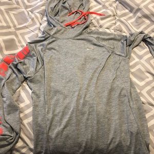 UA long sleeve shirt